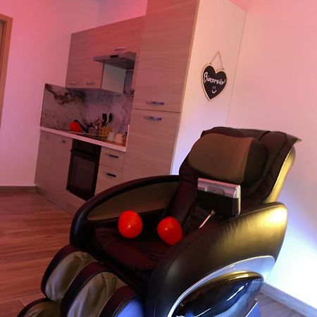 So'Spa Appart' Jacuzzi & Bien-Etre Lingolsheim Buitenkant foto